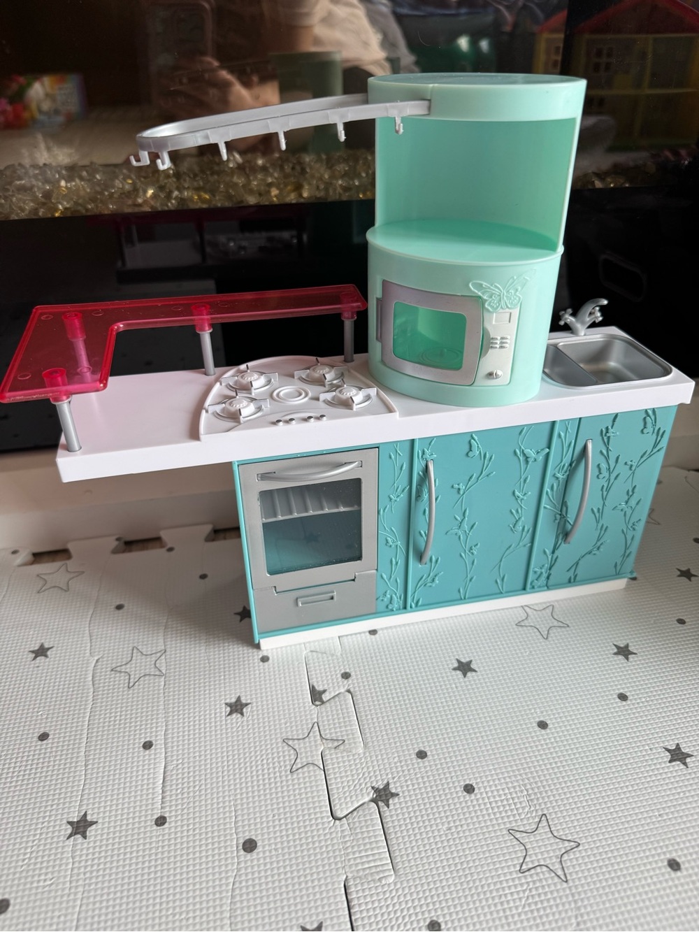 Mattel 2006 Barbie Kitchen